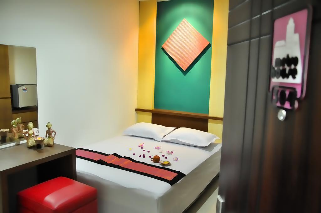 Hôtel Metro House à Sorabaya Chambre photo