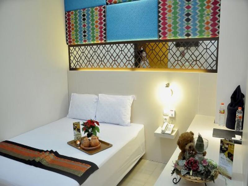 Hôtel Metro House à Sorabaya Extérieur photo
